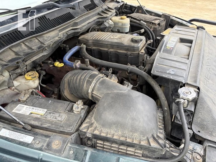 2011-dodge-ram-3500-image-12