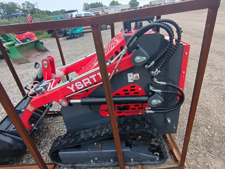 #24710-•-2025-agt-ysrt14-mini-skidsteer-image-12