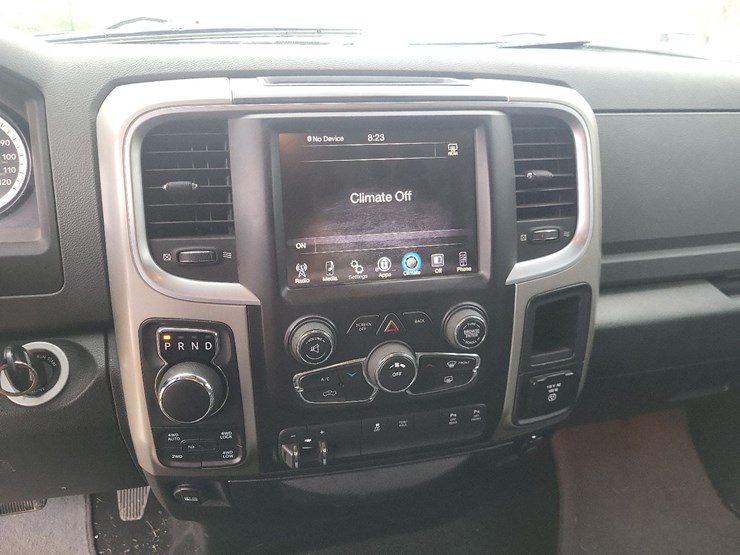 2014-dodge-1500-image-52