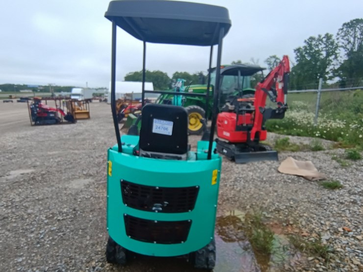 #24706-•-2025-agt-h15r-mini-escavator-image-4