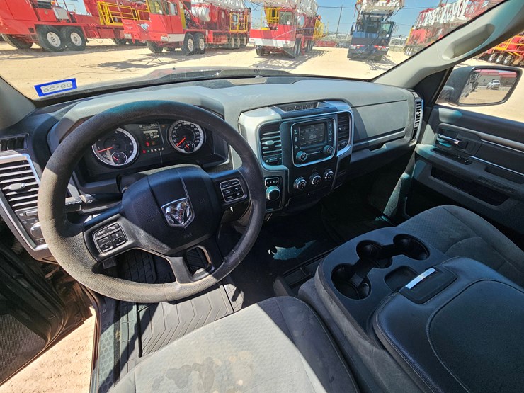 2019-ram-1500-classic-image-6