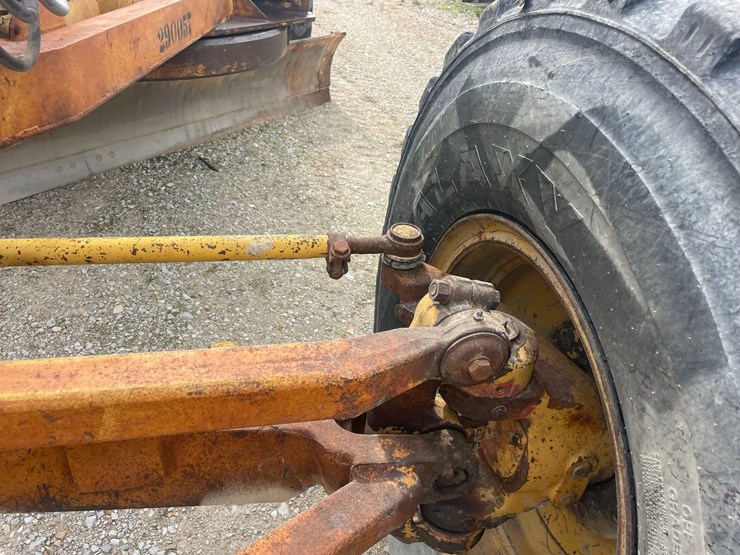 caterpillar-12g-image-33