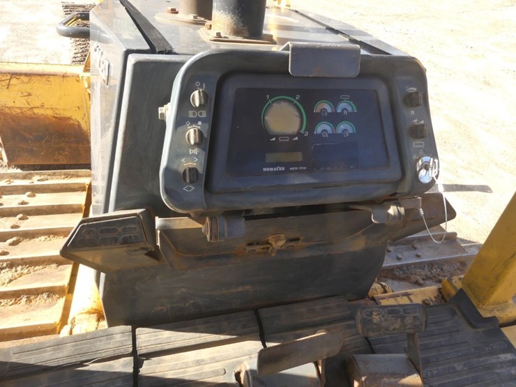 2007-komatsu-d39px-21-image-13