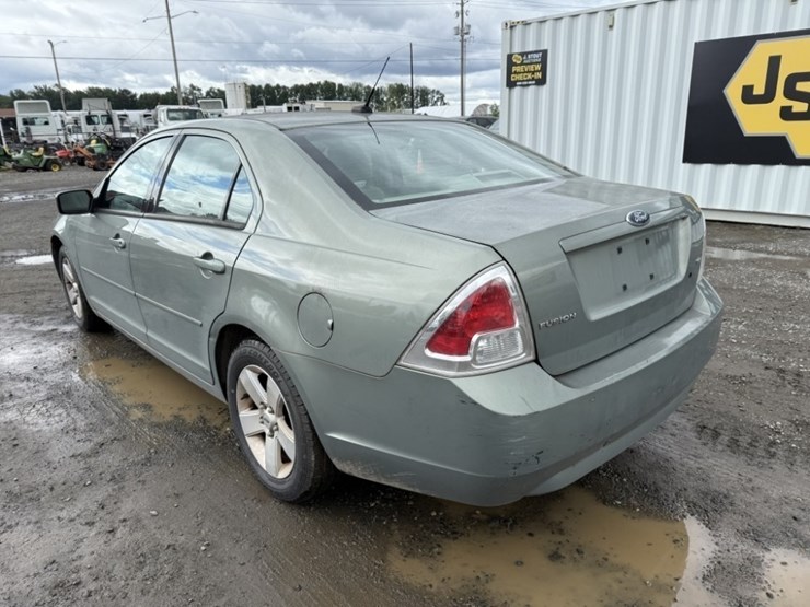2009-ford-fusion-se-sedan-image-6