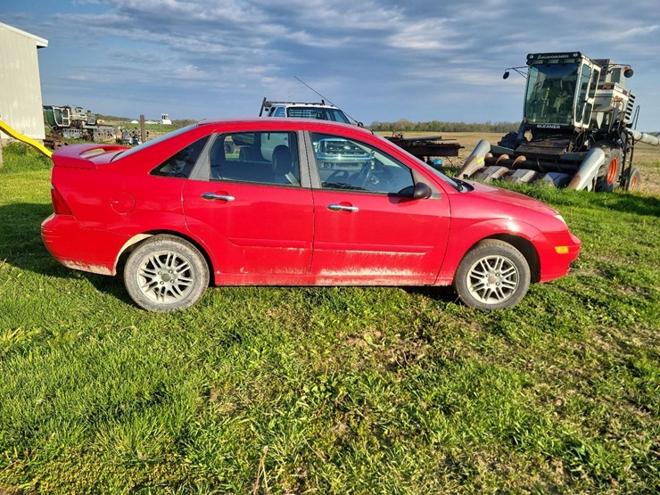 2007-ford-focus-sedan-image-6