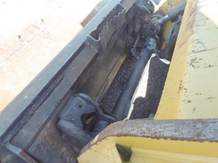 2016-caterpillar-259d-image-6