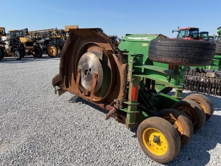 john-deere-r15-image-32