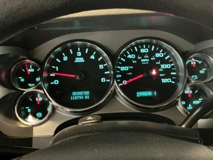 2012-chevrolet-silverado-3500hd-image-19
