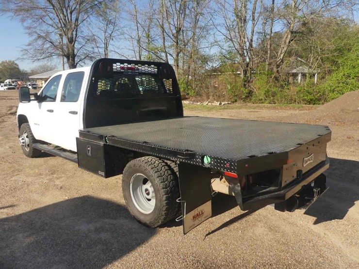 2013-gmc-3500-image-4