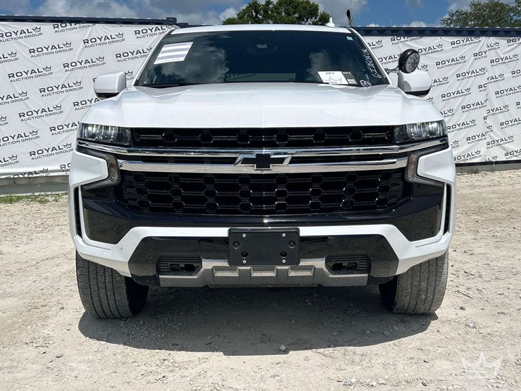 2024-chevrolet-tahoe-image-22