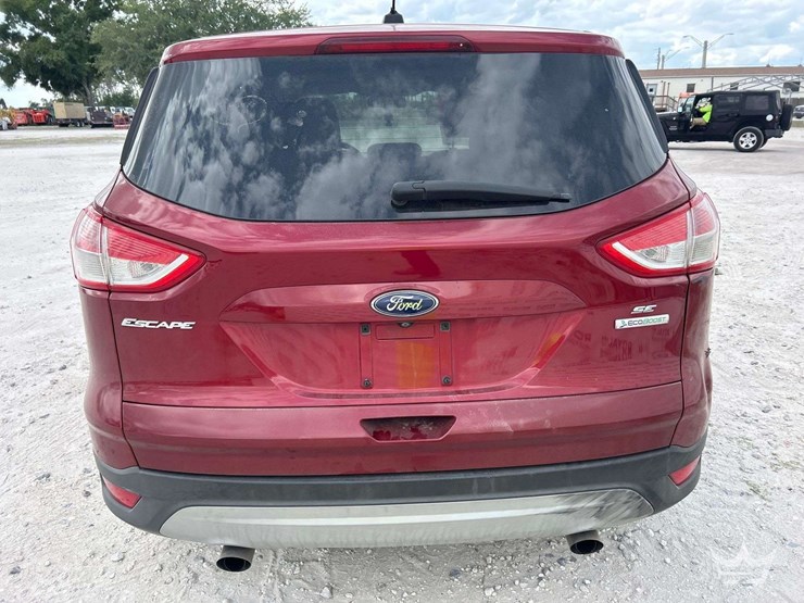 2014-ford-escape-image-25
