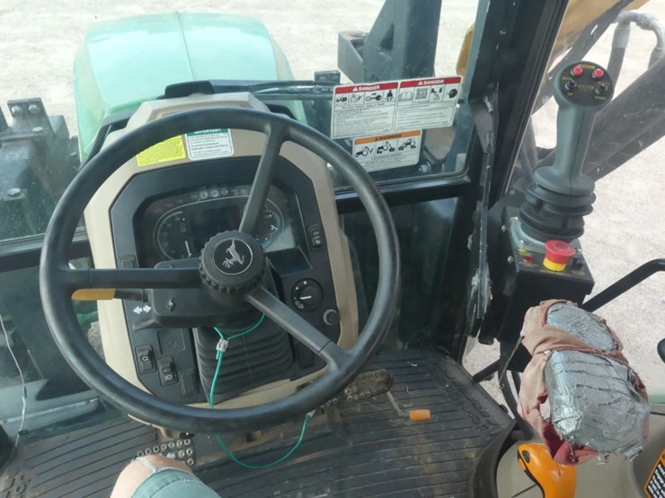 john-deere-6105e-image-16