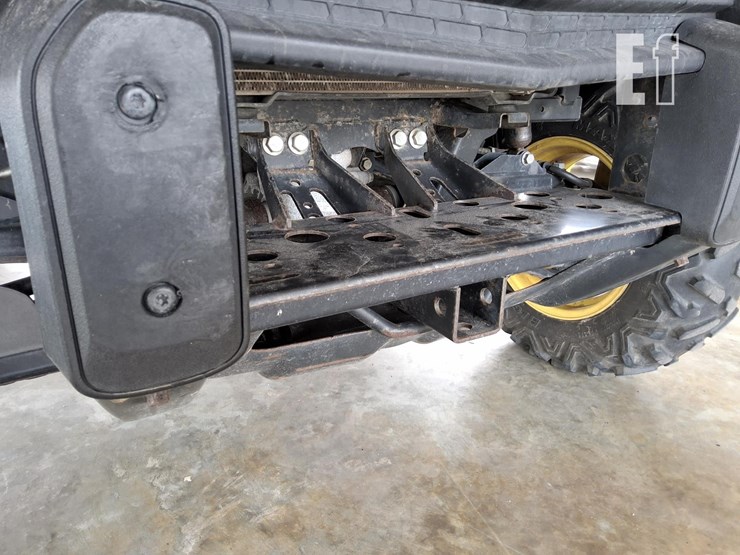 2022-john-deere-gator-xuv-835e-image-19