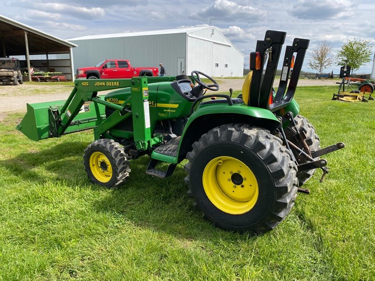 john-deere-4300-image-4