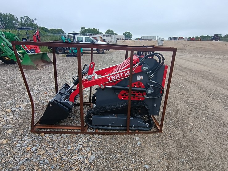 #24710-•-2025-agt-ysrt14-mini-skidsteer-image-3