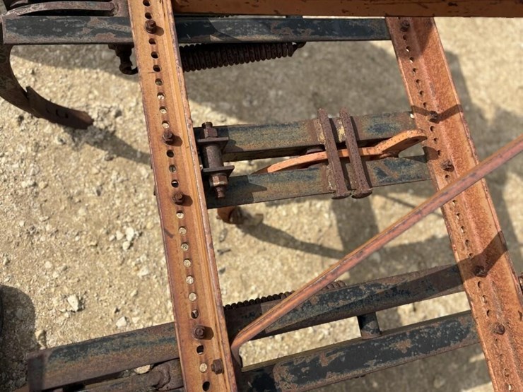 l3---5'-chisel-plow-image-8