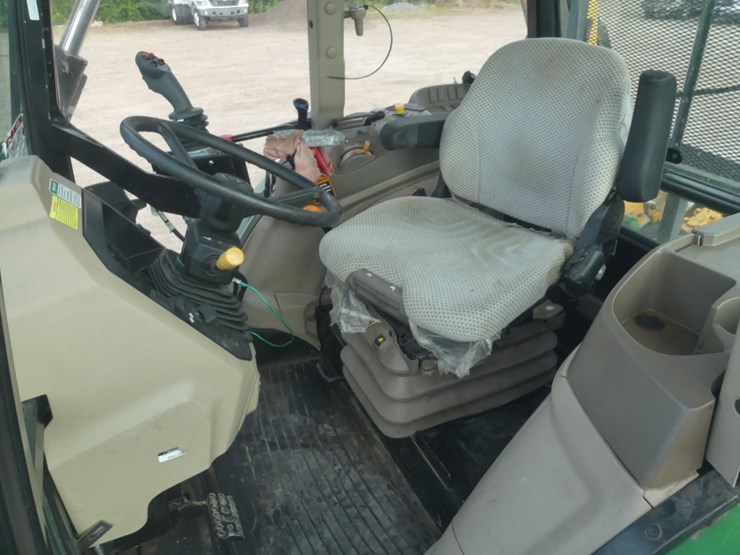 john-deere-6105e-image-14