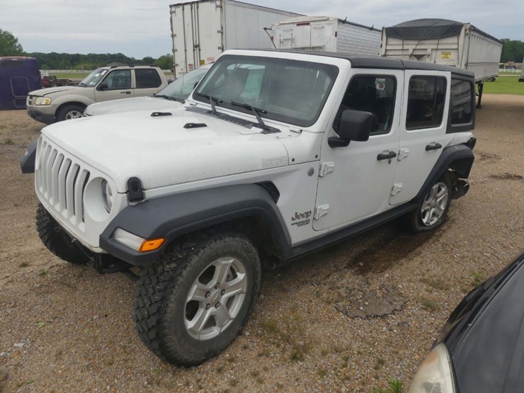 2020-jeep-wrangler-image-1