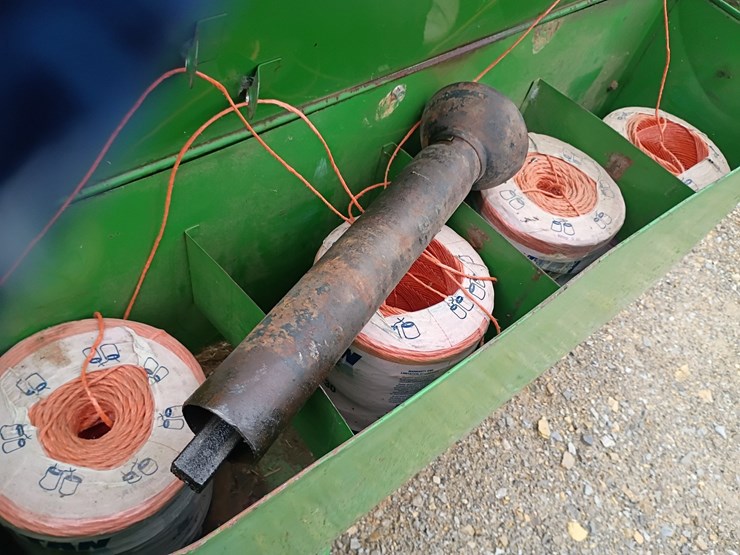 john-deere-336-image-19