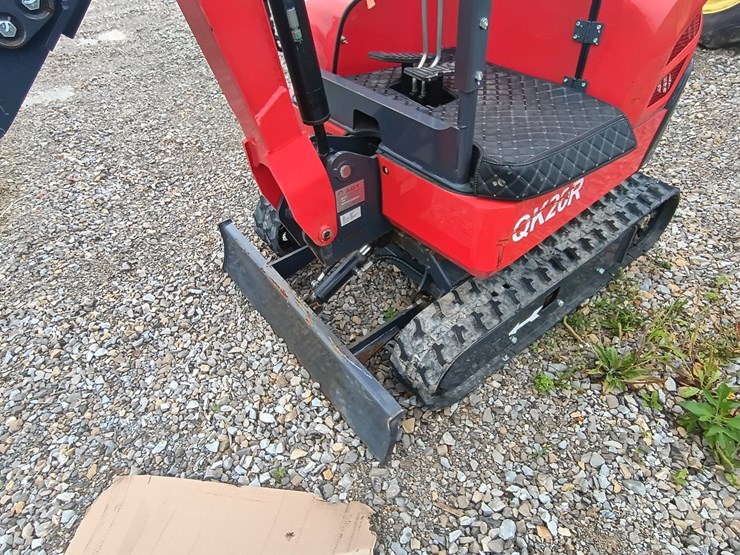 #24707-•-2025-agt-qk20r-mini-escavator-image-14