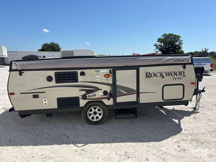 2013-15ft-forst-river-rockwood-hw276-s/a-travel-trailer-pop-up-camper-image-9