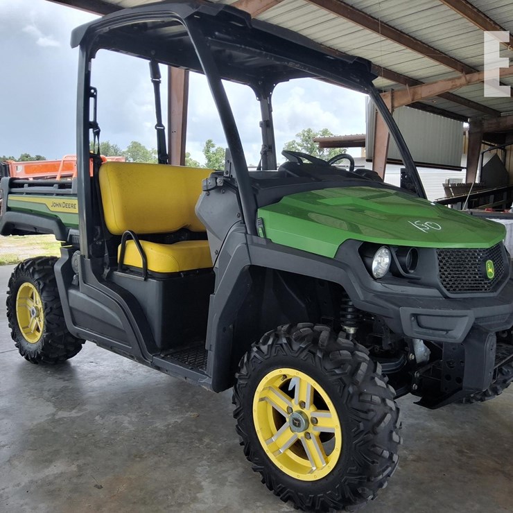 2022 JOHN DEERE GATOR XUV 835E