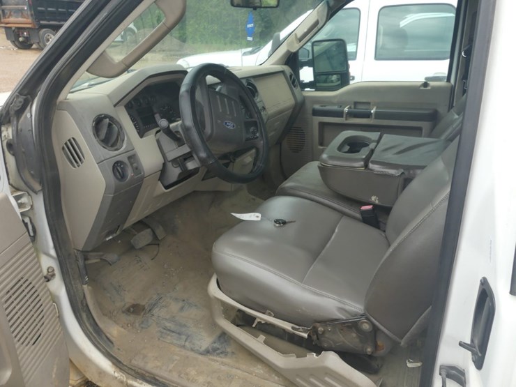 2009-ford-f250-image-8
