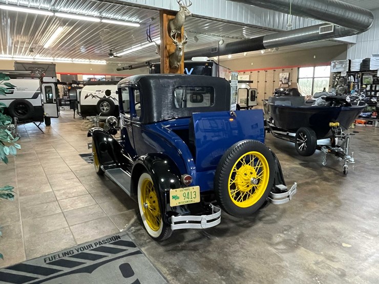 1928-ford-model-a-image-7