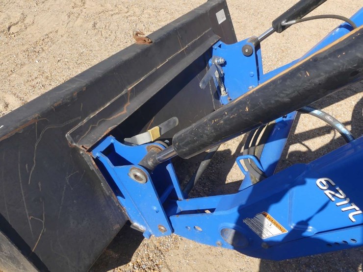 new-holland-workmaster-50-image-8