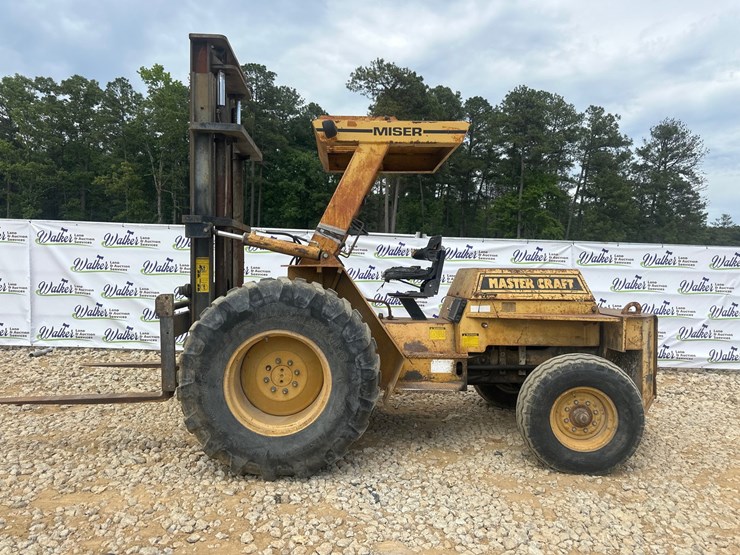 #20668-•-master-craft-forklift-image-1