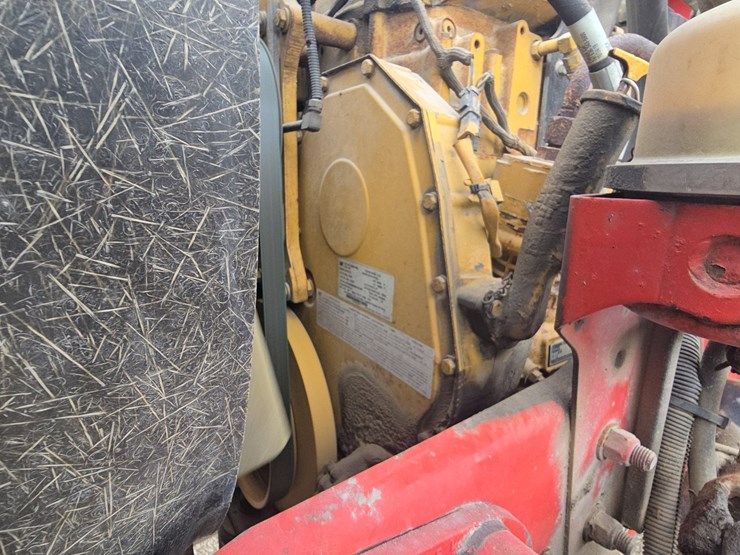 2009-peterbilt-365-image-111