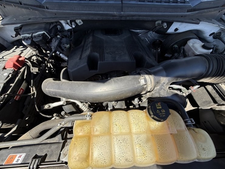 2018-ford-f150-xlt-image-14