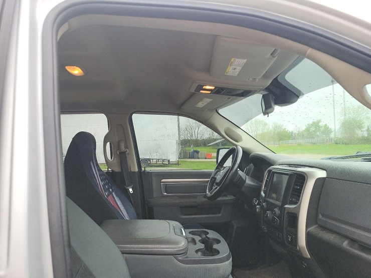 2014-dodge-1500-image-62