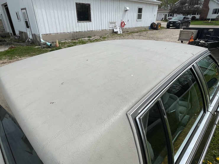 #140-•-1983-buick-park-avenue-(title-in-delay)-(kaukauna,-wi)-image-36