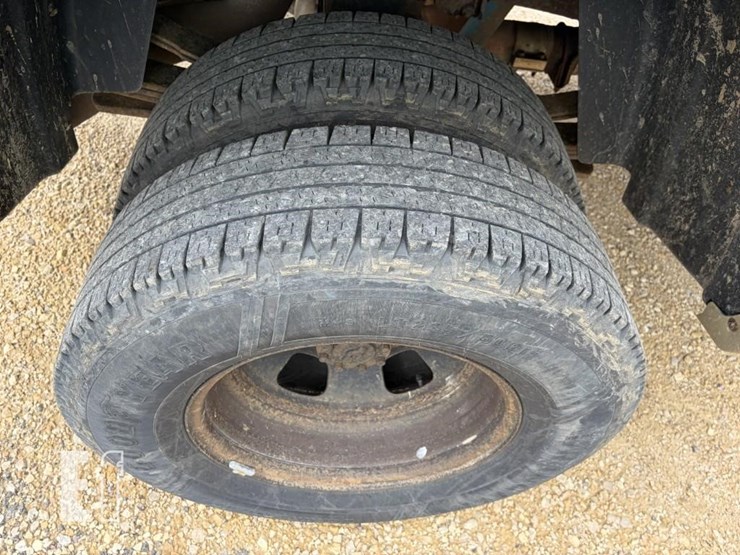 2011-dodge-ram-3500-image-6