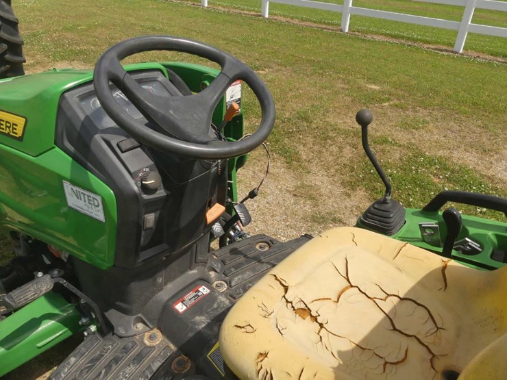 john-deere-1023e-image-14