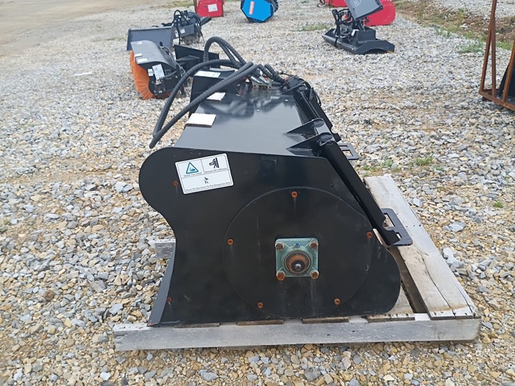 #24728-•-future-skid-steer-mixing-bucket-image-4
