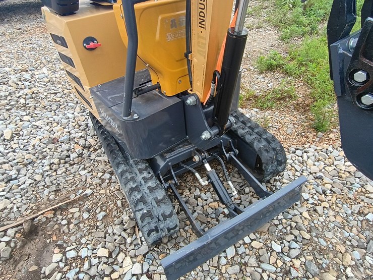 #24705-•-2025-agt-mx12rx-mini-escavator-image-17