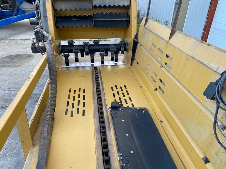 tubeline-3810-bale-boss-skidsteer-bale-chopper-image-7