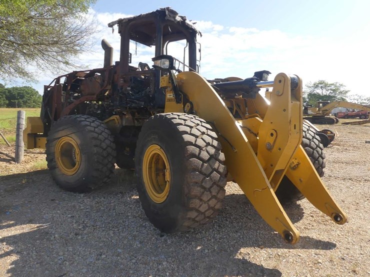 caterpillar-950m-image-2