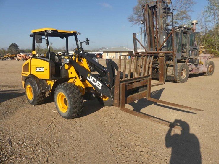 2023-jcb-407-image-2
