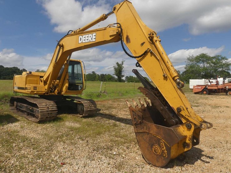 2002-deere-160c-lc-image-3