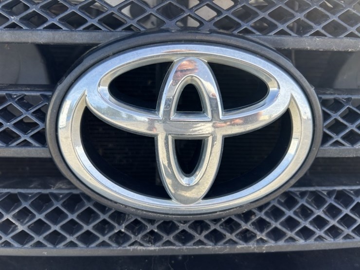2007-toyota-tundra-sr5-image-9