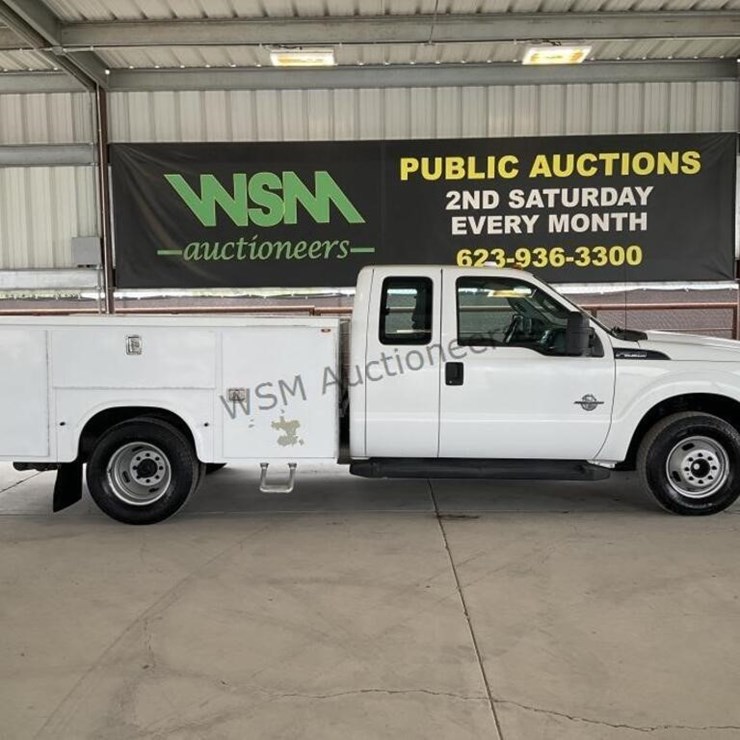 2011 FORD F350