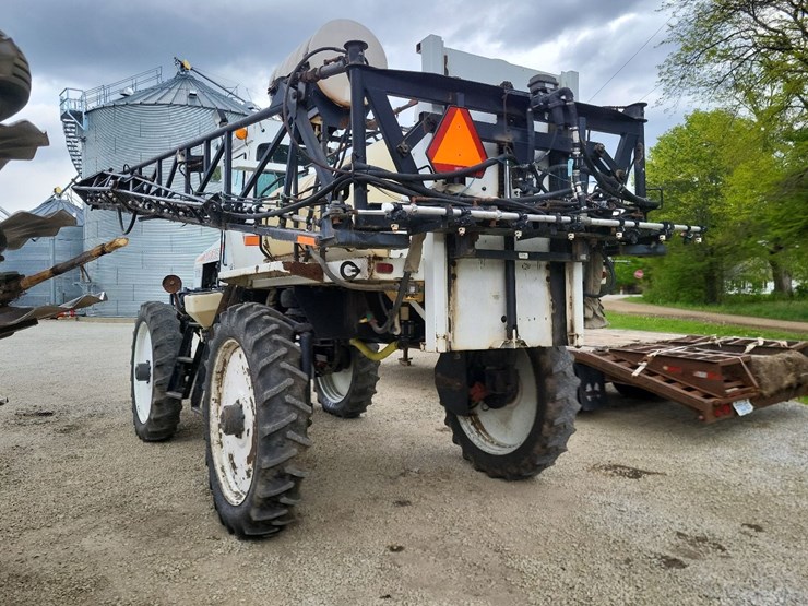 wilmar-765-sprayer-w/sprayer-trailer-image-3