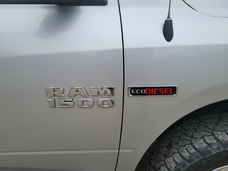 2014-dodge-1500-image-49