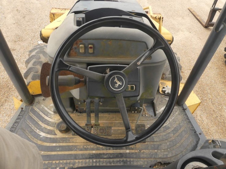 2002-deere-410g-image-17