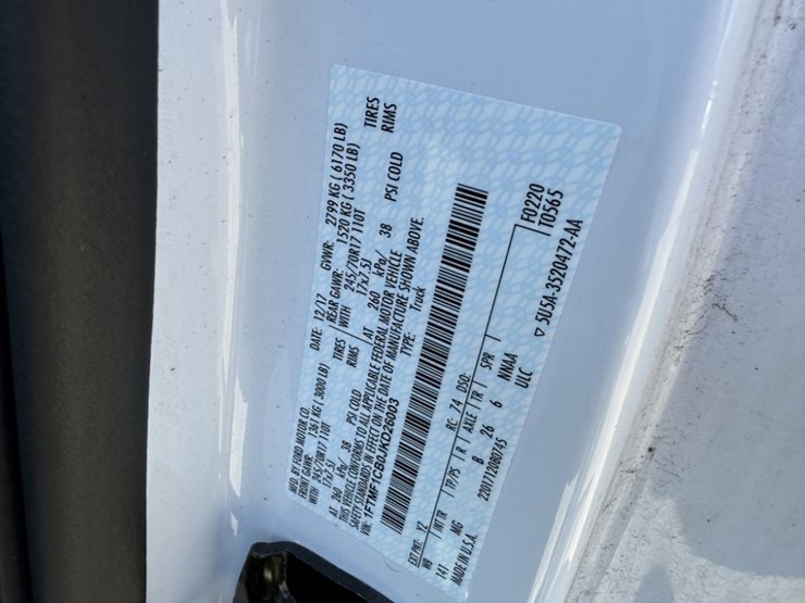 2018-ford-f150-xlt-image-10