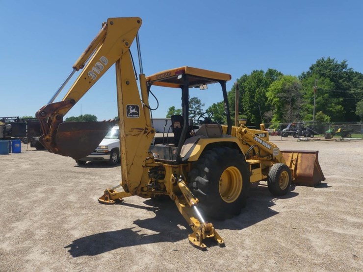 john-deere-310d-image-3