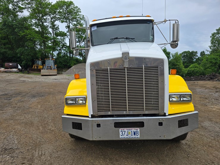 1999-kenworth-t800-image-33